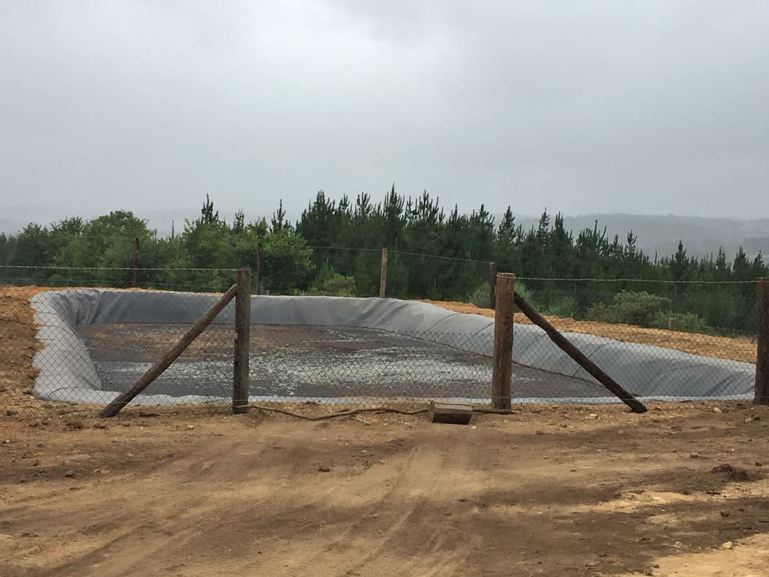 Construcción de canales y balsas de agua en Lugo