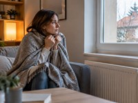 ¿Su casa pierde calor por las paredes? 5 señales de que necesita un aislamiento por insuflado de lana de roca